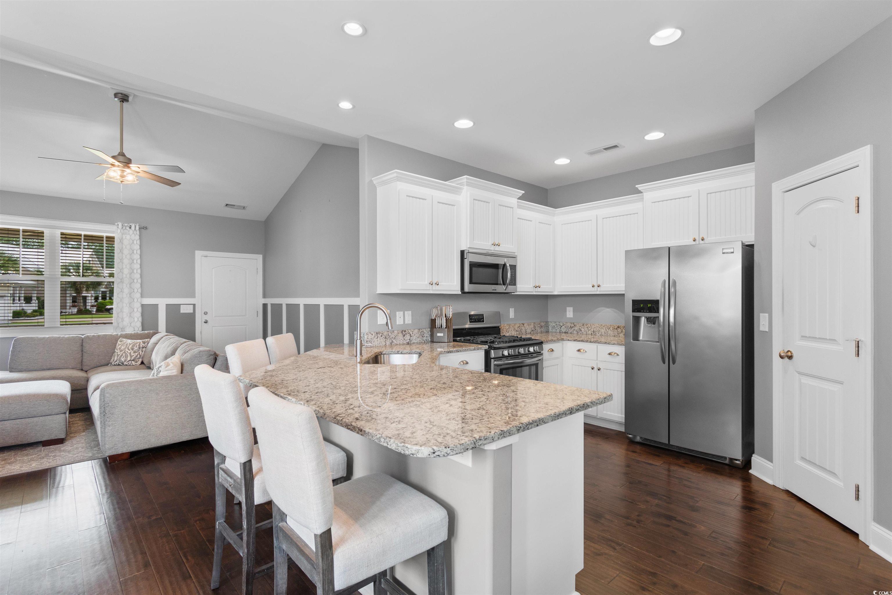 323 Waties Drive Murrells Inlet, SC 29576 - Photo 10 of 35 Gallery Image 10