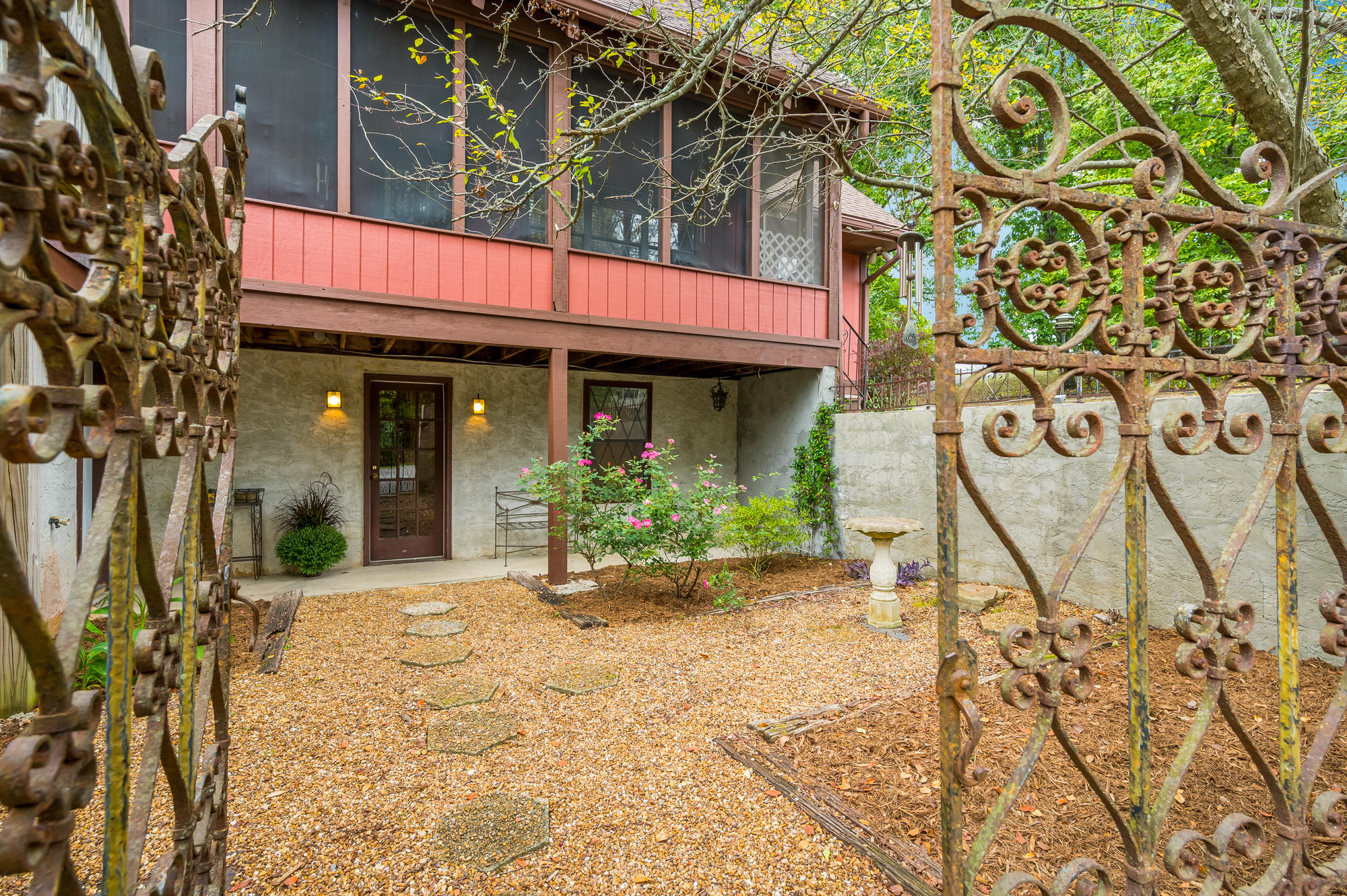 299 Ridgeside Drive Ringgold, GA 30736 - Photo 5 of 36 One of a kind Courtyard