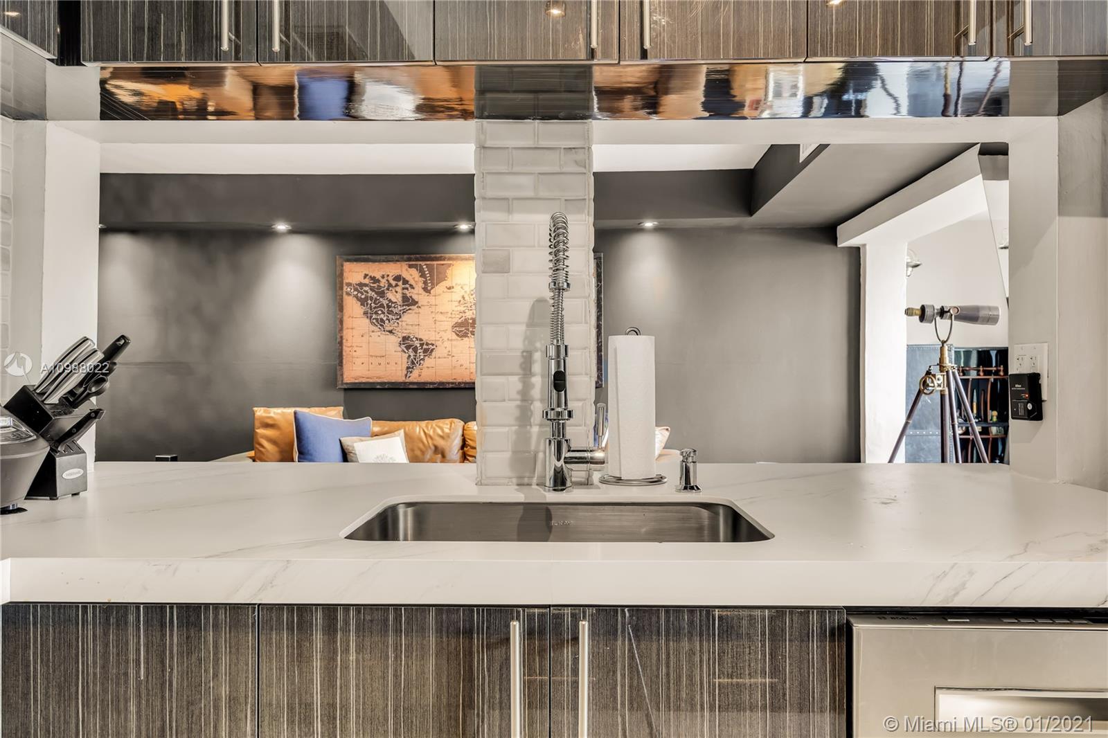 77 Crandon Boulevard, Unit 3B Key Biscayne, FL 33149 - Photo 11 of 38