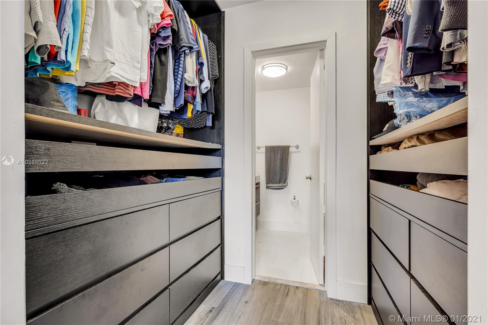 77 Crandon Boulevard, Unit 3B Key Biscayne, FL 33149 - Photo 18 of 38