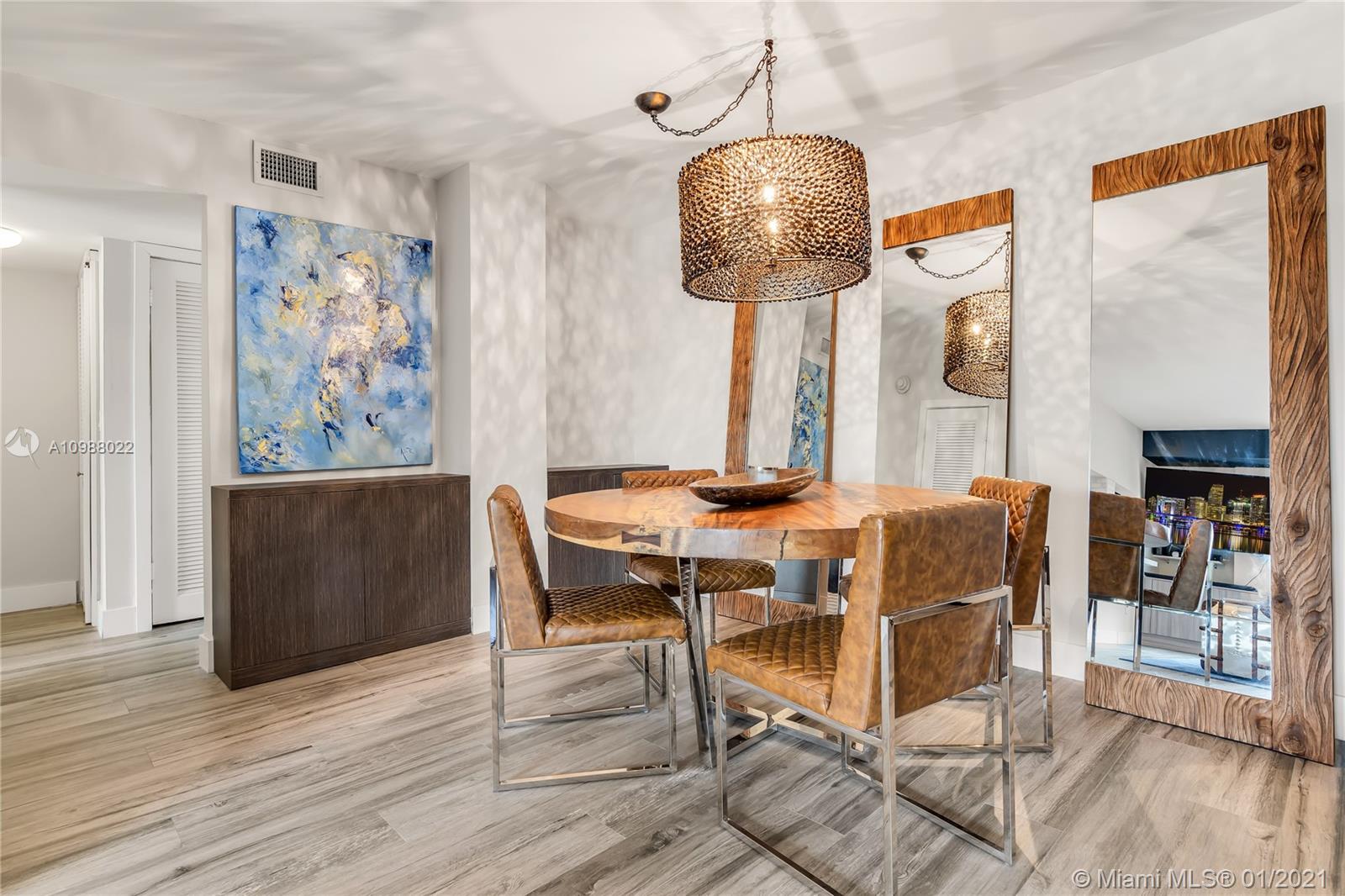 77 Crandon Boulevard, Unit 3B Key Biscayne, FL 33149 - Photo 3 of 38