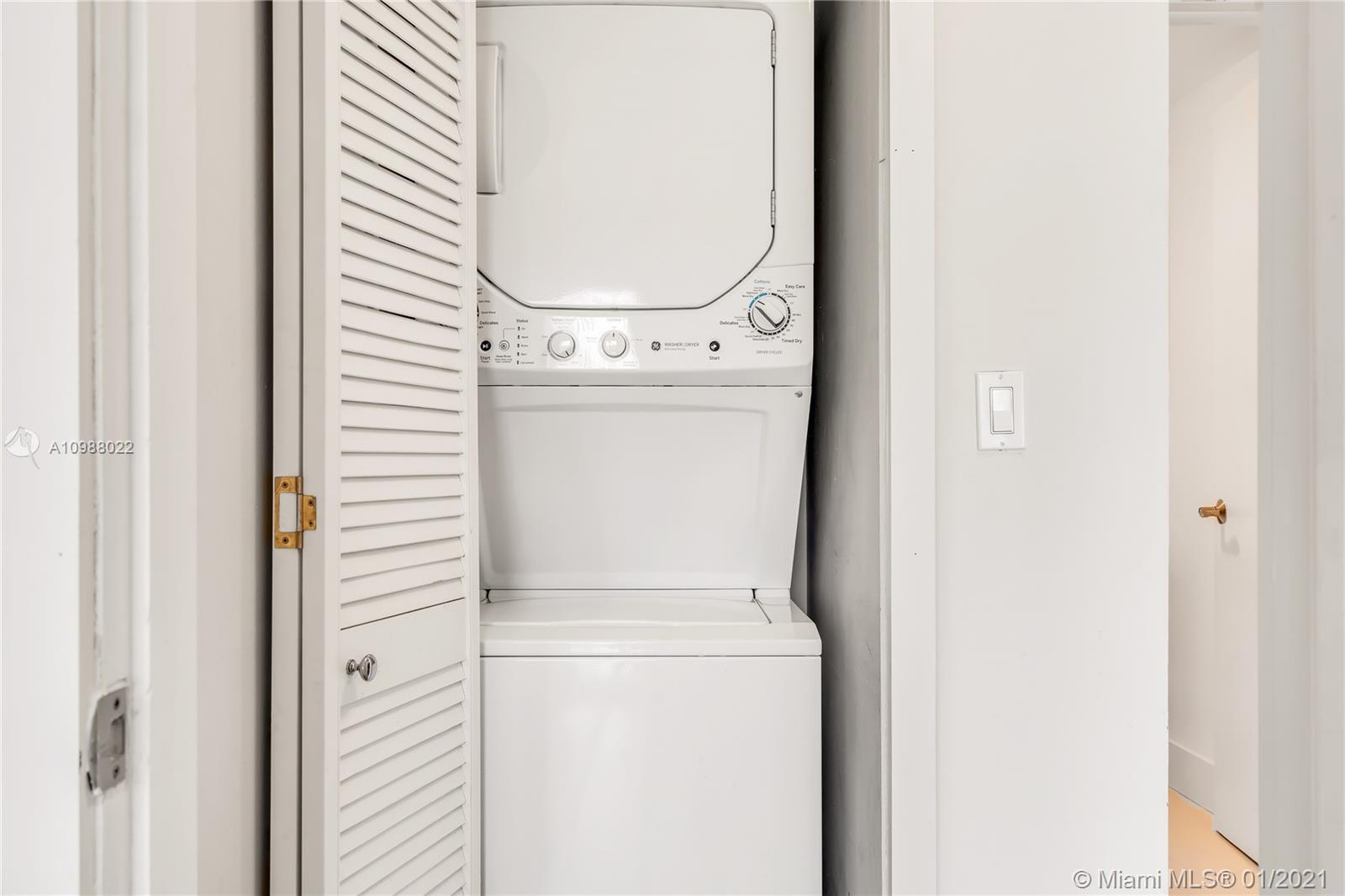 77 Crandon Boulevard, Unit 3B Key Biscayne, FL 33149 - Photo 21 of 38