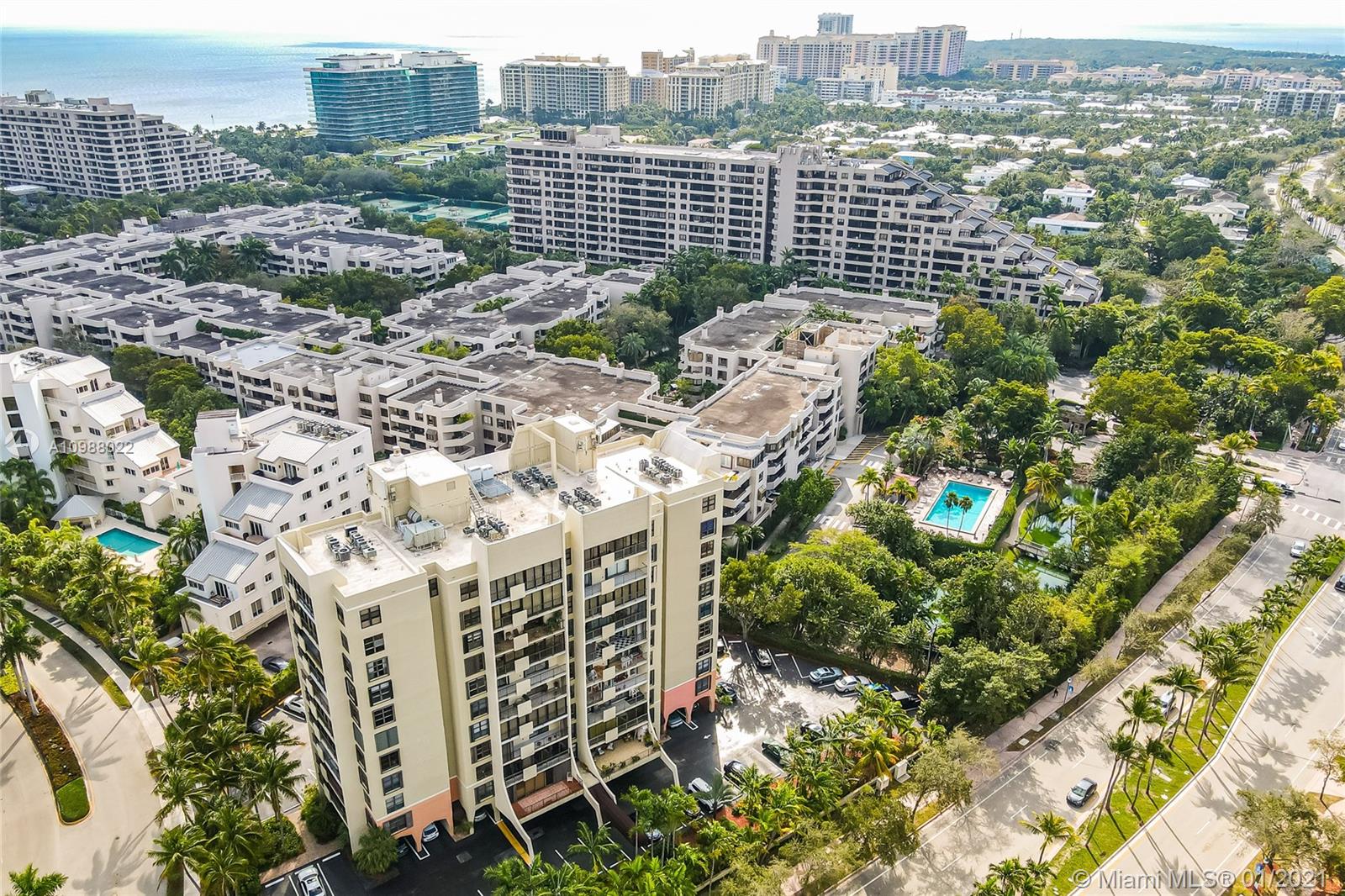 77 Crandon Boulevard, Unit 3B Key Biscayne, FL 33149 - Photo 24 of 38