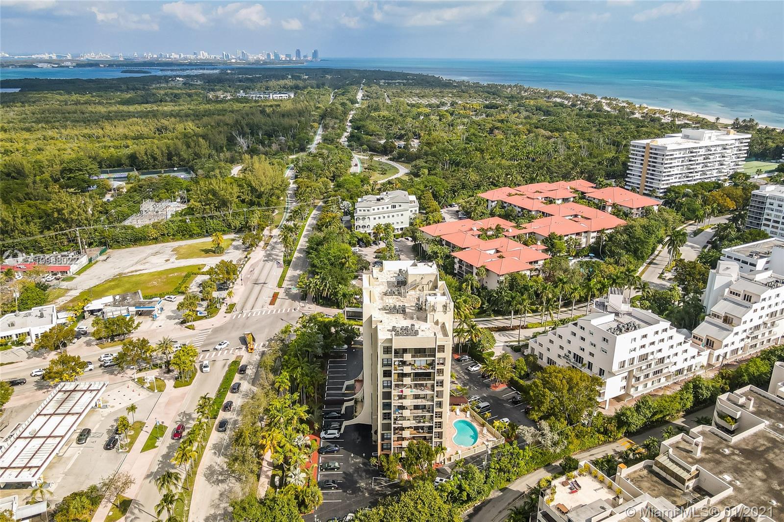 77 Crandon Boulevard, Unit 3B Key Biscayne, FL 33149 - Photo 28 of 38