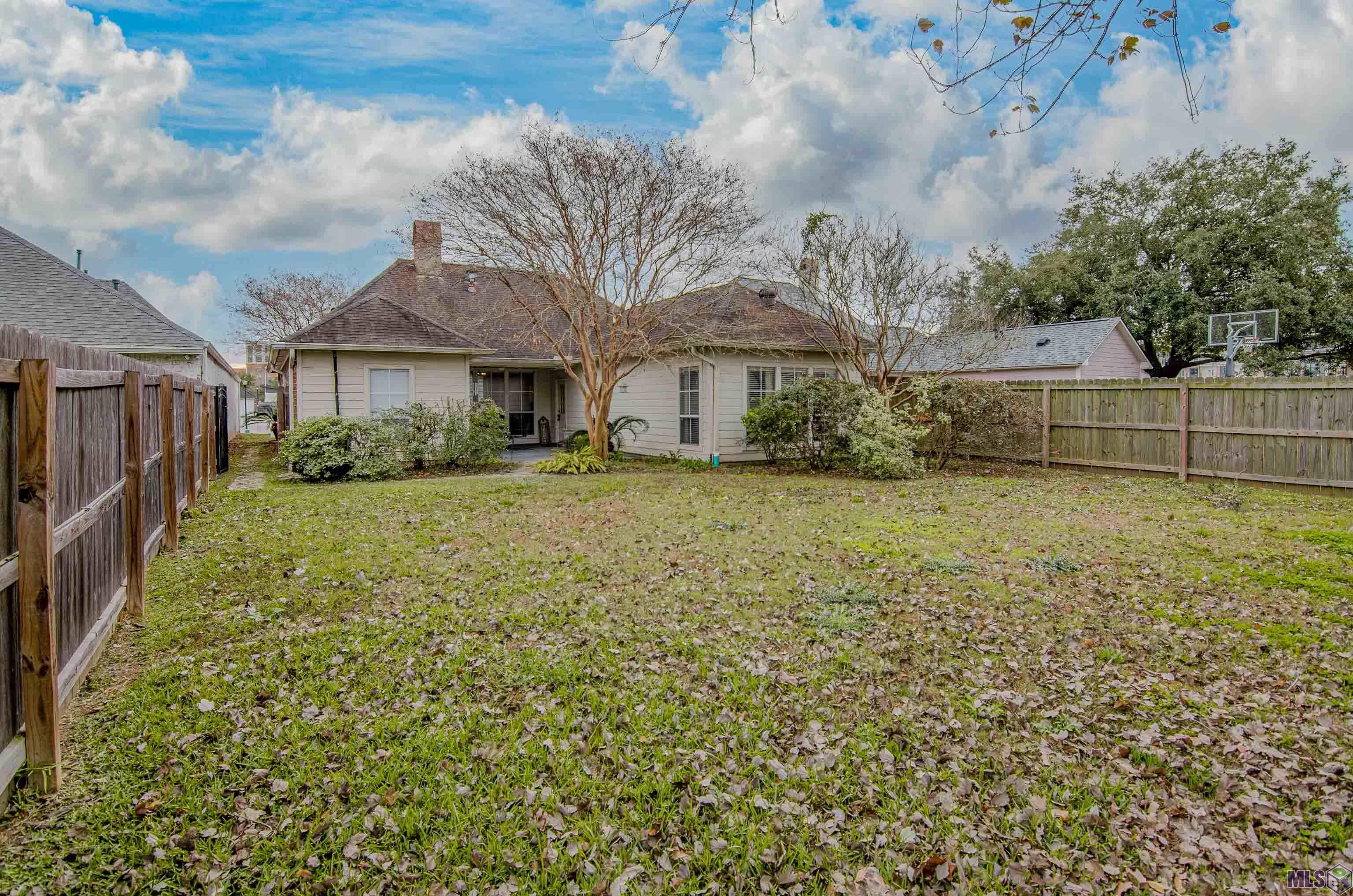 5202 Summa Court Baton Rouge, LA 70809 - Photo 17 of 18