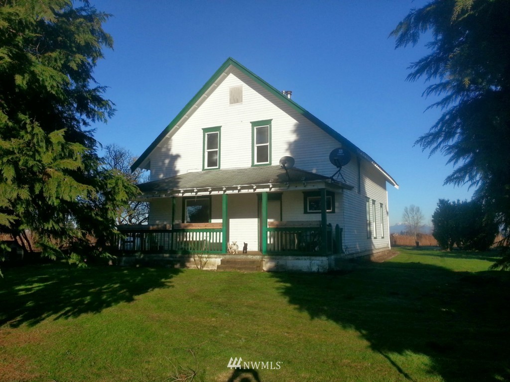 1716 East Pole Road Everson, WA 98247 - Photo 1 of 20 Gallery Image 1