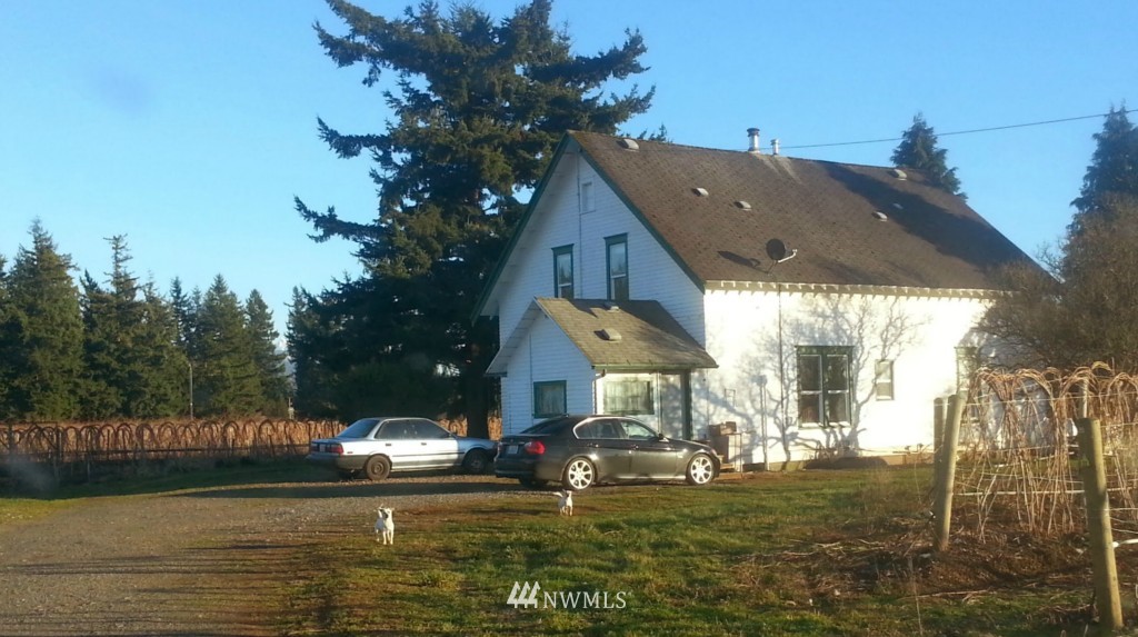 1716 East Pole Road Everson, WA 98247 - Photo 2 of 20 Gallery Image 2