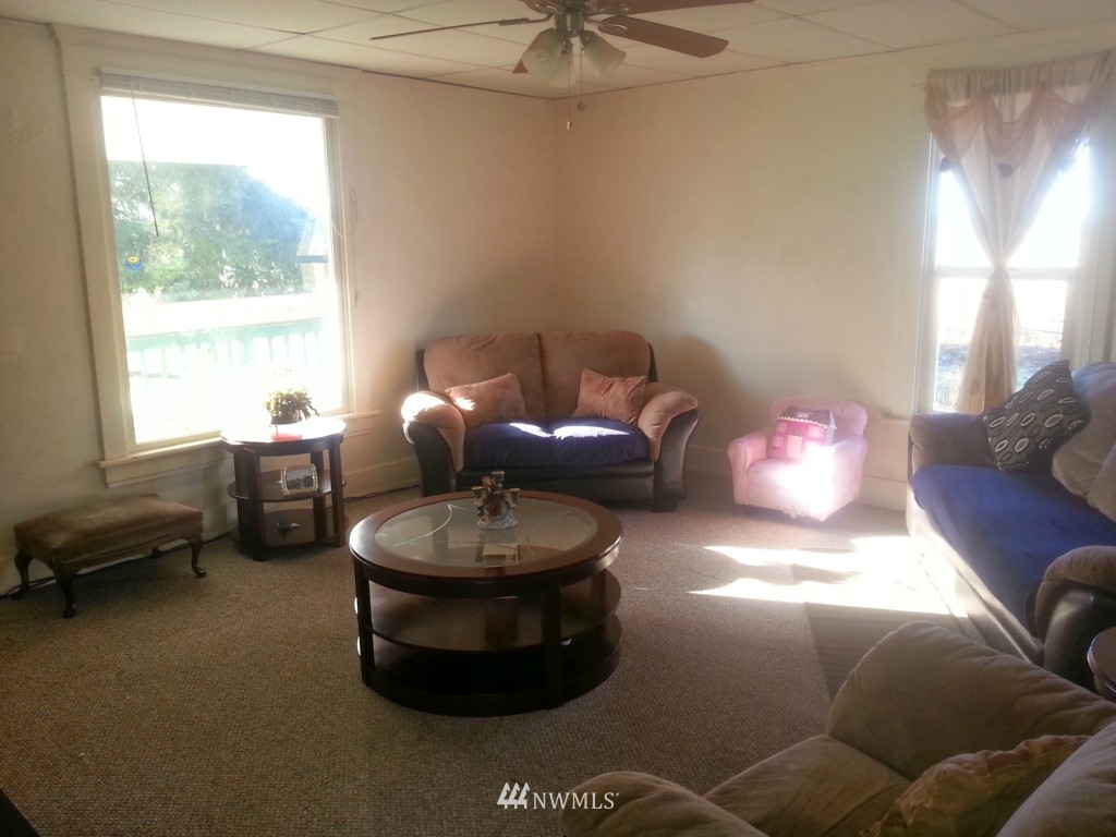 1716 East Pole Road Everson, WA 98247 - Photo 5 of 20 Gallery Image 5