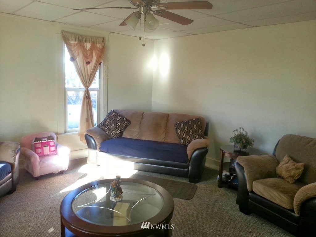 1716 East Pole Road Everson, WA 98247 - Photo 6 of 20 Gallery Image 6