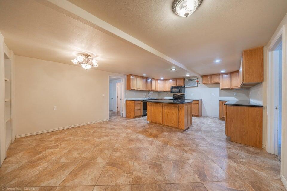 21785 Bend Ferry Road Red Bluff, CA 96080 - Photo 33 of 46 Kitchen