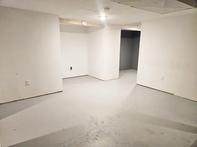 $105,000 | 1523 1st Street East, Thief River Falls, MN 56701