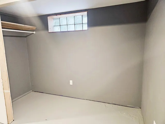 $105,000 | 1523 1st Street East, Thief River Falls, MN 56701