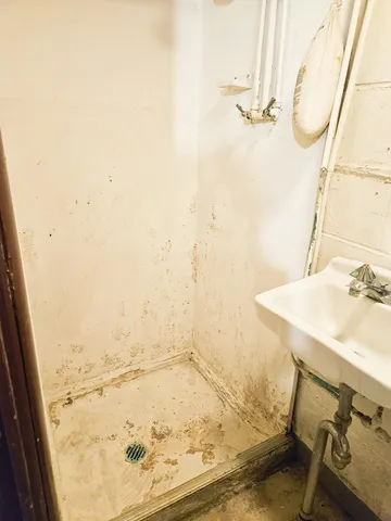 $105,000 | 1523 1st Street East, Thief River Falls, MN 56701