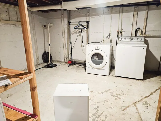 $105,000 | 1523 1st Street East, Thief River Falls, MN 56701