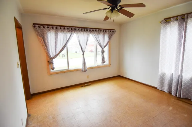 $105,000 | 1523 1st Street East, Thief River Falls, MN 56701