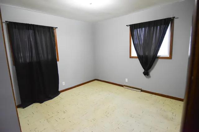 $105,000 | 1523 1st Street East, Thief River Falls, MN 56701