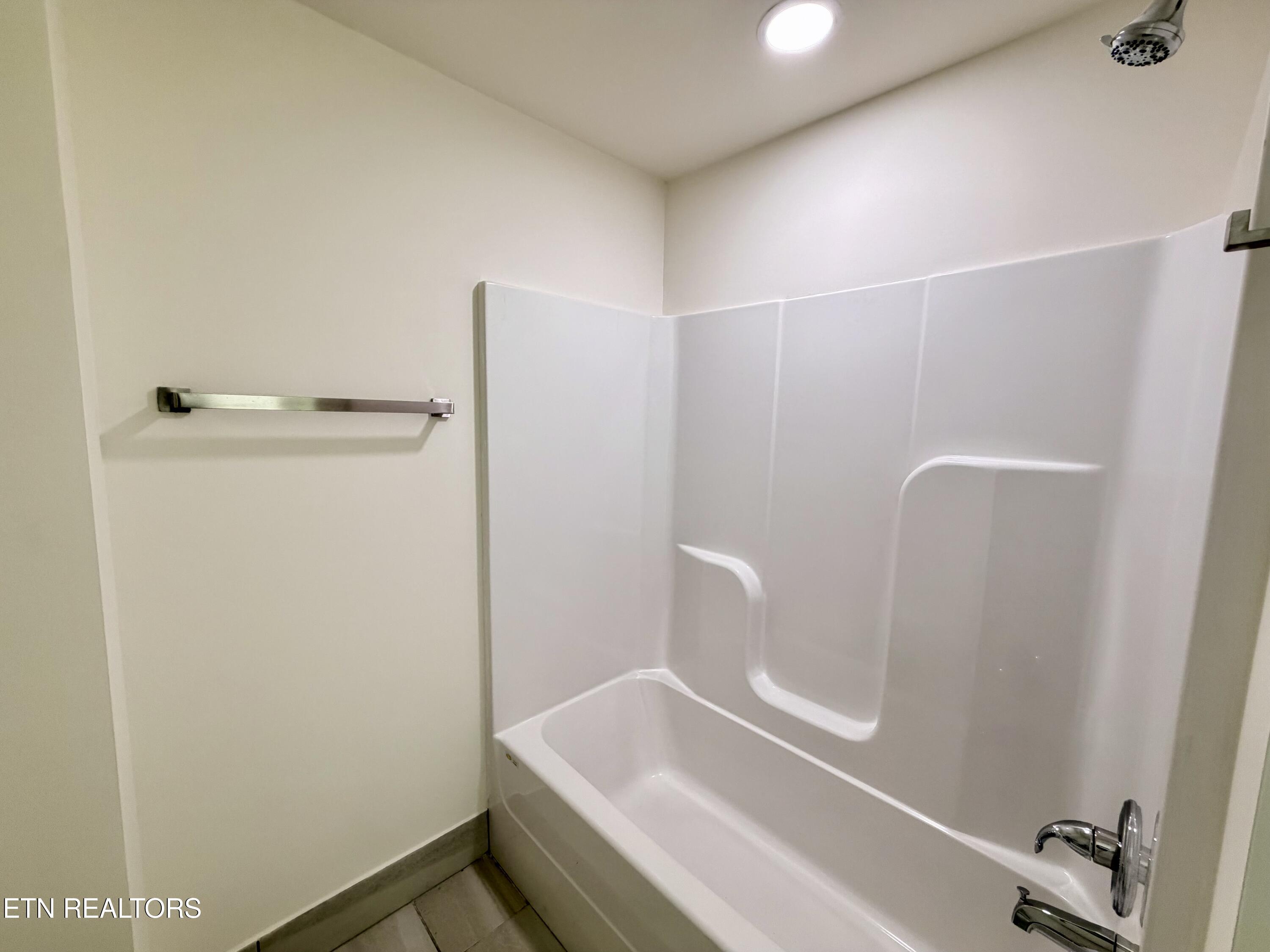 129 Sugarfoot Way, Unit 202 Pigeon Forge, TN 37863 - Photo 7 of 12 IMG_9825