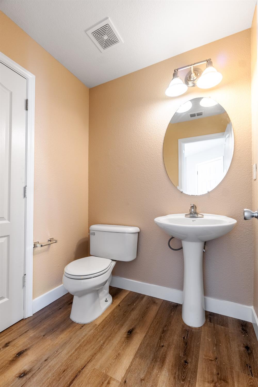 1436 Grape Street Madera, CA 93638 - Photo 12 of 32