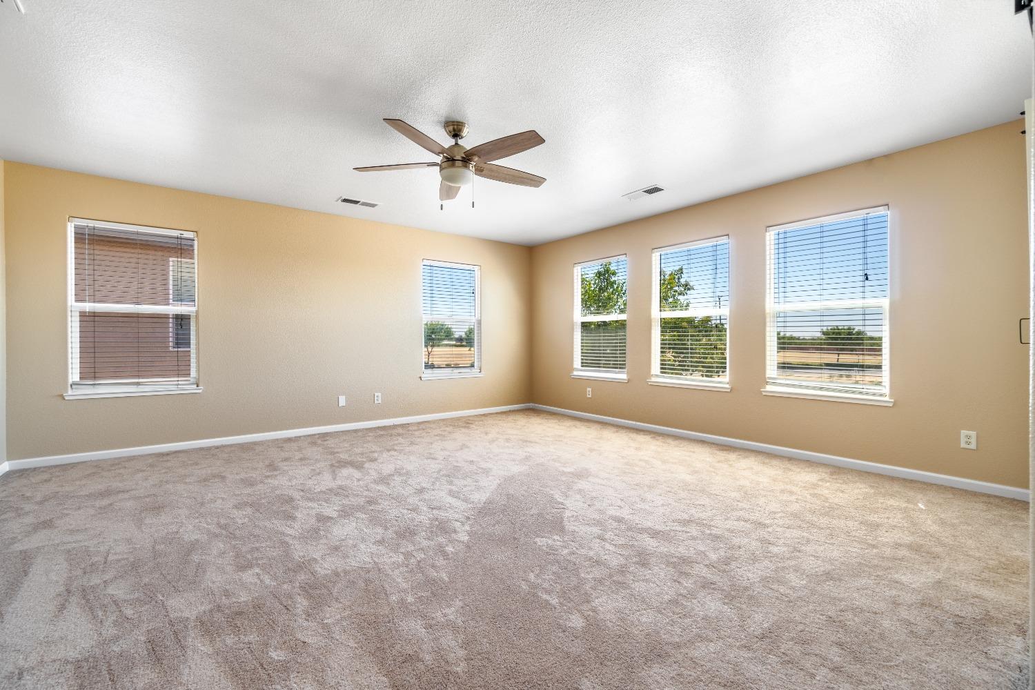 1436 Grape Street Madera, CA 93638 - Photo 23 of 32