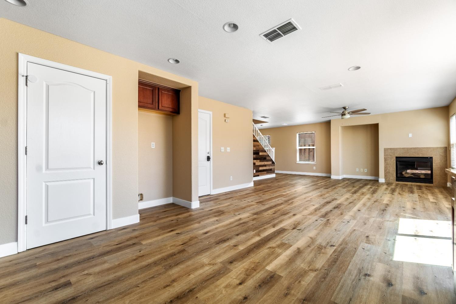 1436 Grape Street Madera, CA 93638 - Photo 9 of 32