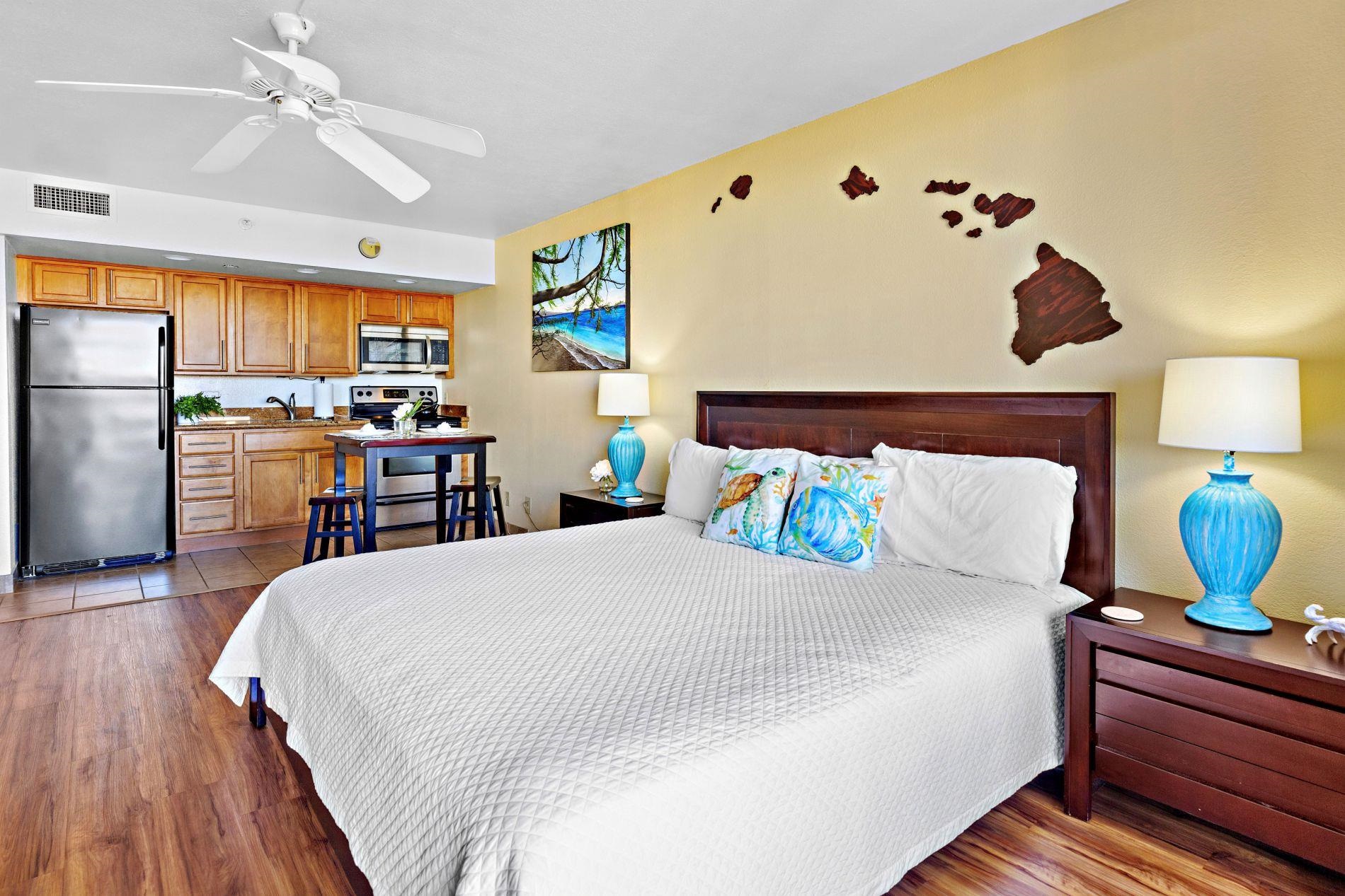 4365 Lower Honoapiilani Road, Unit 802 Lahaina, HI 96761 - Photo 6 of 39 Gallery Image 6