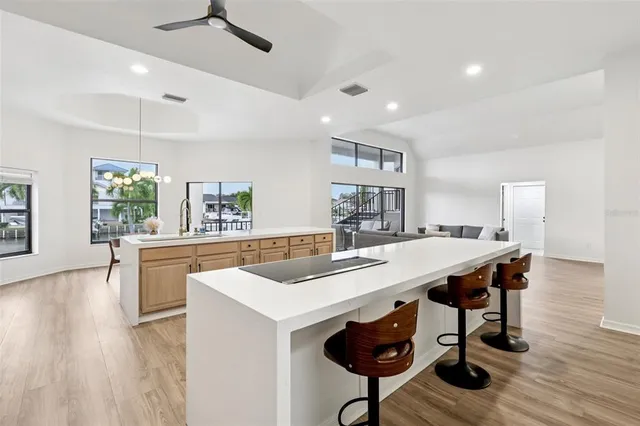 $3,250,000 | 120 8th Street East, St. Petersburg, FL 33715