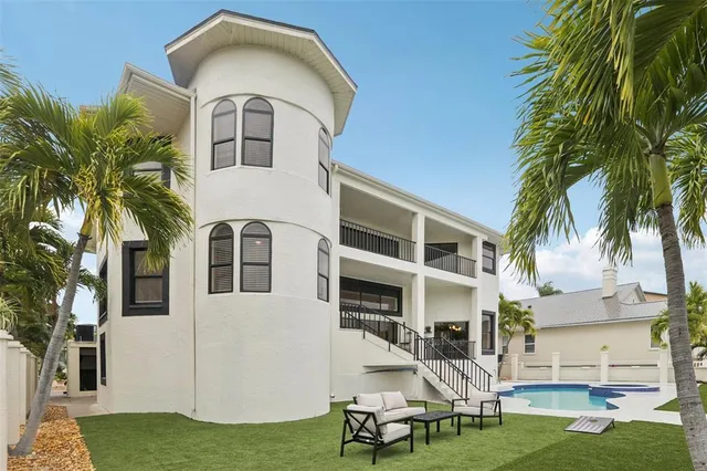 $3,250,000 | 120 8th Street East, St. Petersburg, FL 33715