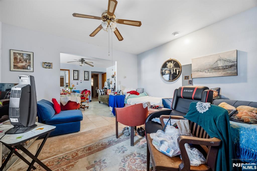 37 Raritan Road Linden, NJ 07036 - Photo 7 of 12