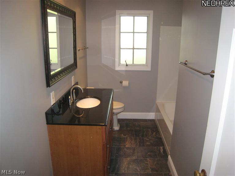 11838 Webster Road Strongsville, OH 44136 - Photo 15 of 19 Gallery Image 15