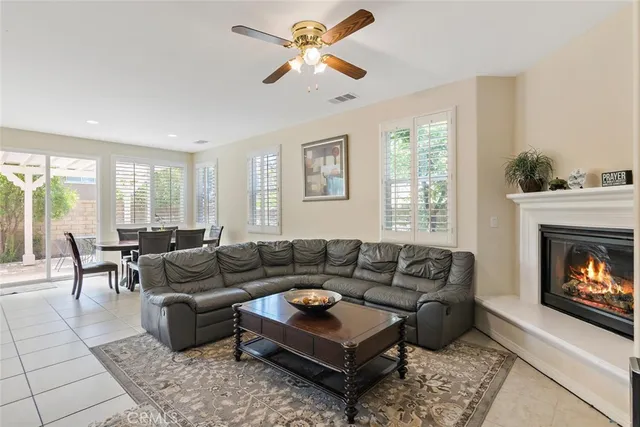 $4,200 | 28722 Coal Mountain Court, Valencia, CA 91354