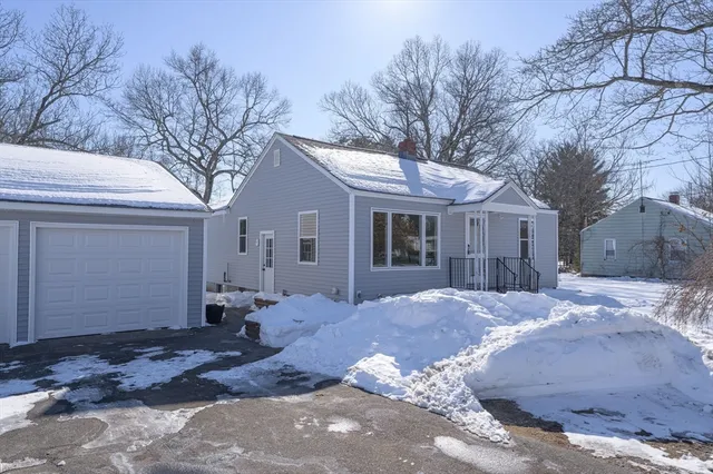 $324,900 | 24 Francis Street, Westfield, MA 01085