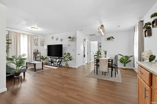 $1,400 | 4953 Lahmeyer Road, Fort Wayne, IN 46835