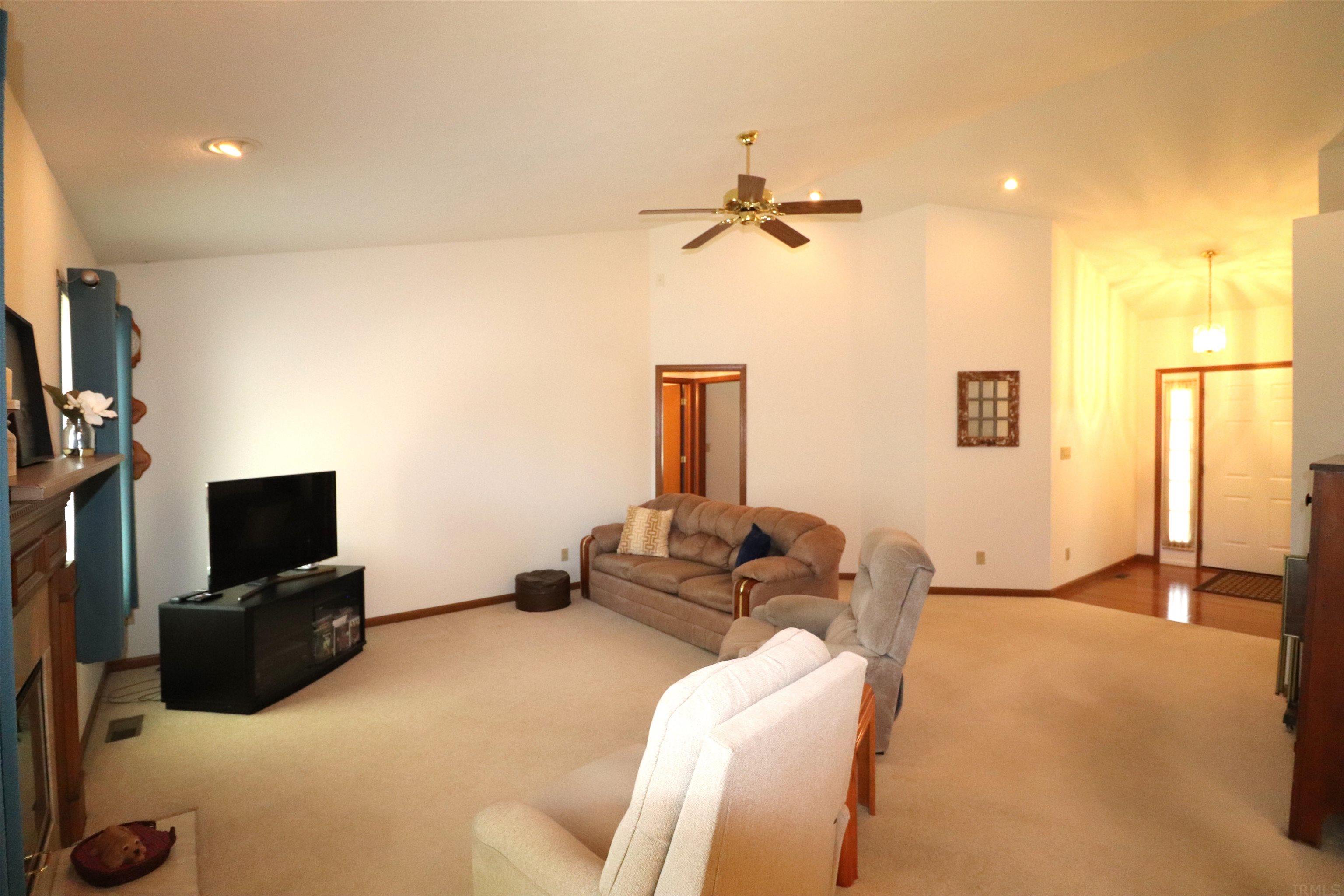 4113 Thomas Jefferson Road Lafayette, IN 47909 - Photo 4 of 31 Gallery Image 4
