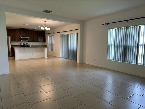$2,650 | 212 Hamlet Loop, Davenport, FL 33837