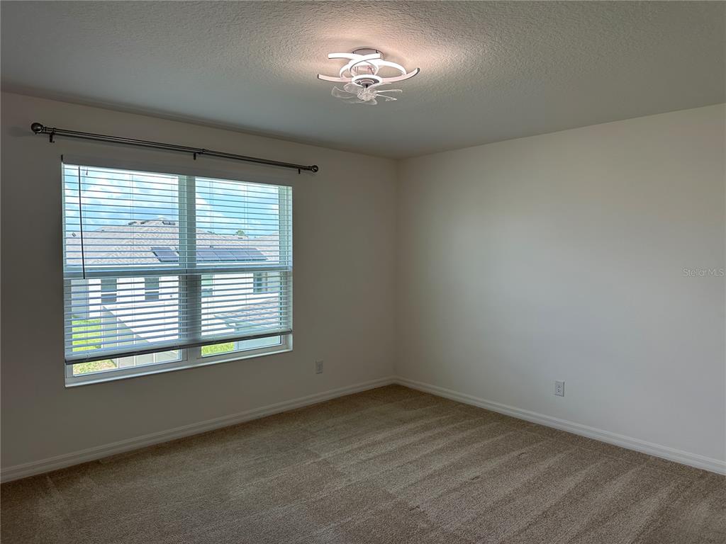 212 Hamlet Loop Davenport, FL 33837 - Photo 4 of 20