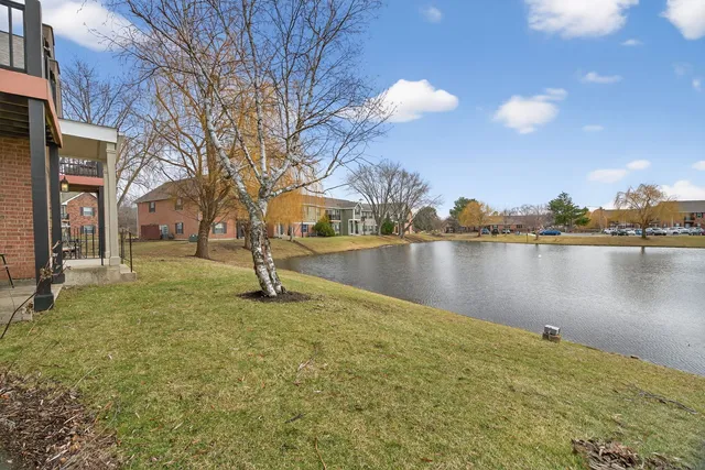 $189,000 | 1312 McDowell Road, Unit 103, Naperville, IL 60563