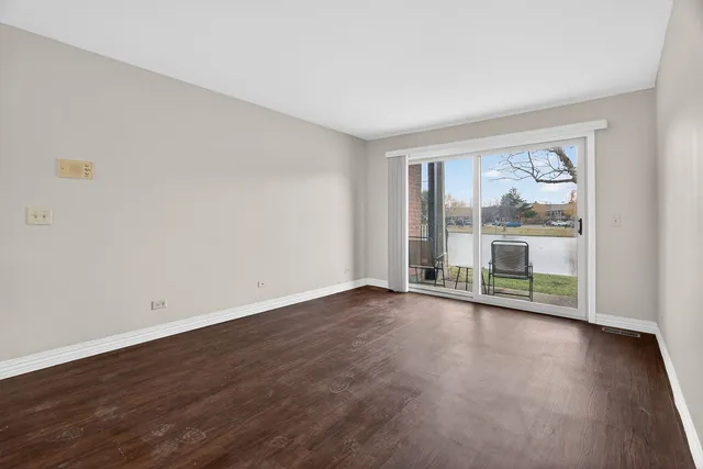 $189,000 | 1312 McDowell Road, Unit 103, Naperville, IL 60563