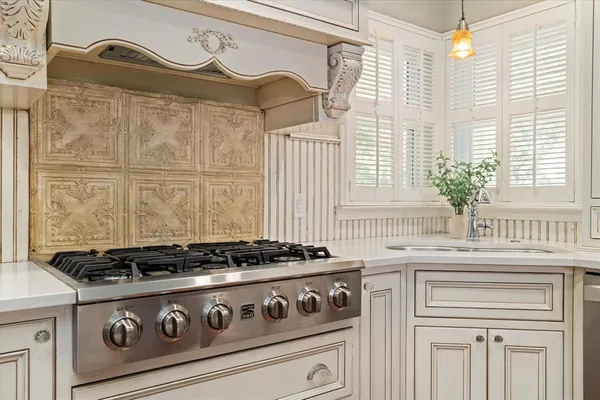 $529,500 | 326 West Liberty Street, Pilot Point, TX 76258