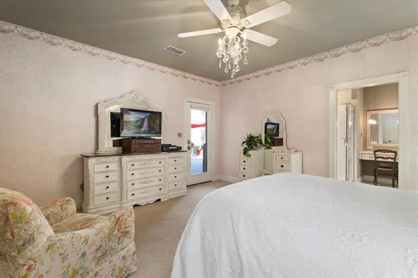 $529,500 | 326 West Liberty Street, Pilot Point, TX 76258