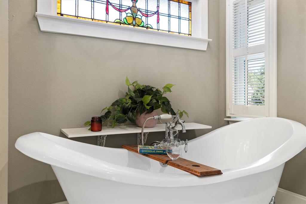 326 West Liberty Street Pilot Point, TX 76258 - Photo 23 of 40 a closeup of a sink