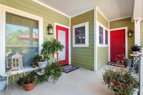 $529,500 | 326 West Liberty Street, Pilot Point, TX 76258