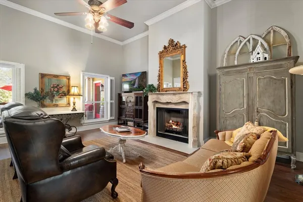 $529,500 | 326 West Liberty Street, Pilot Point, TX 76258