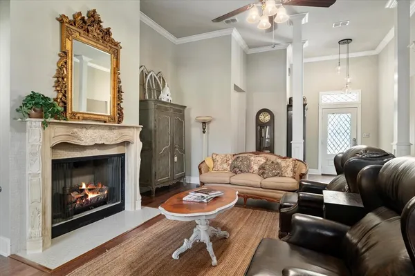 $529,500 | 326 West Liberty Street, Pilot Point, TX 76258