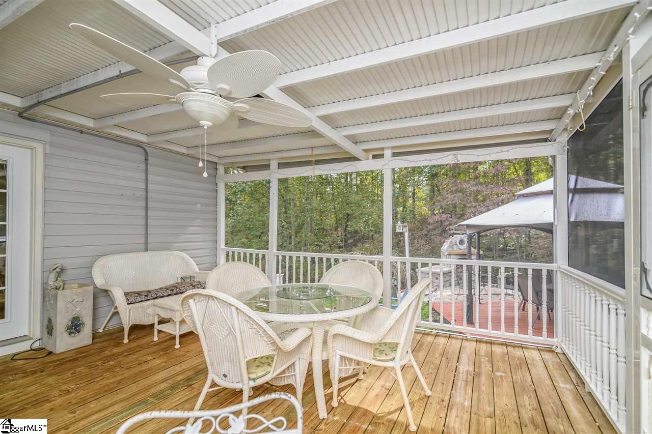672 Pleasant View Road Pickens, SC 29671 - Photo 21 of 36