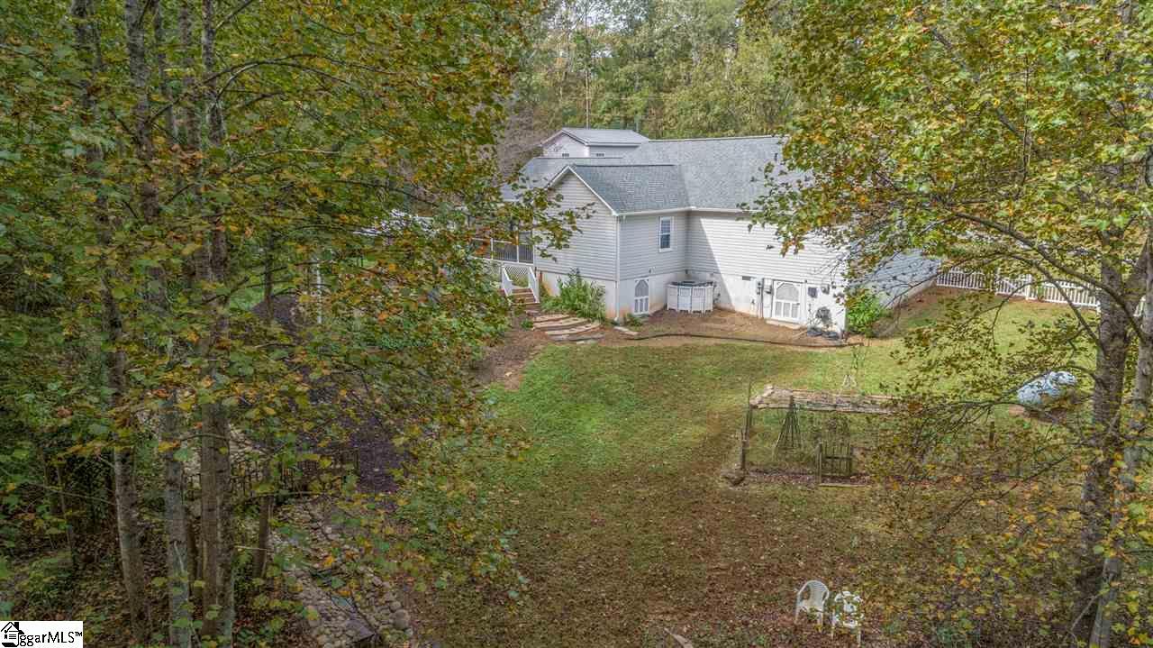 672 Pleasant View Road Pickens, SC 29671 - Photo 31 of 36