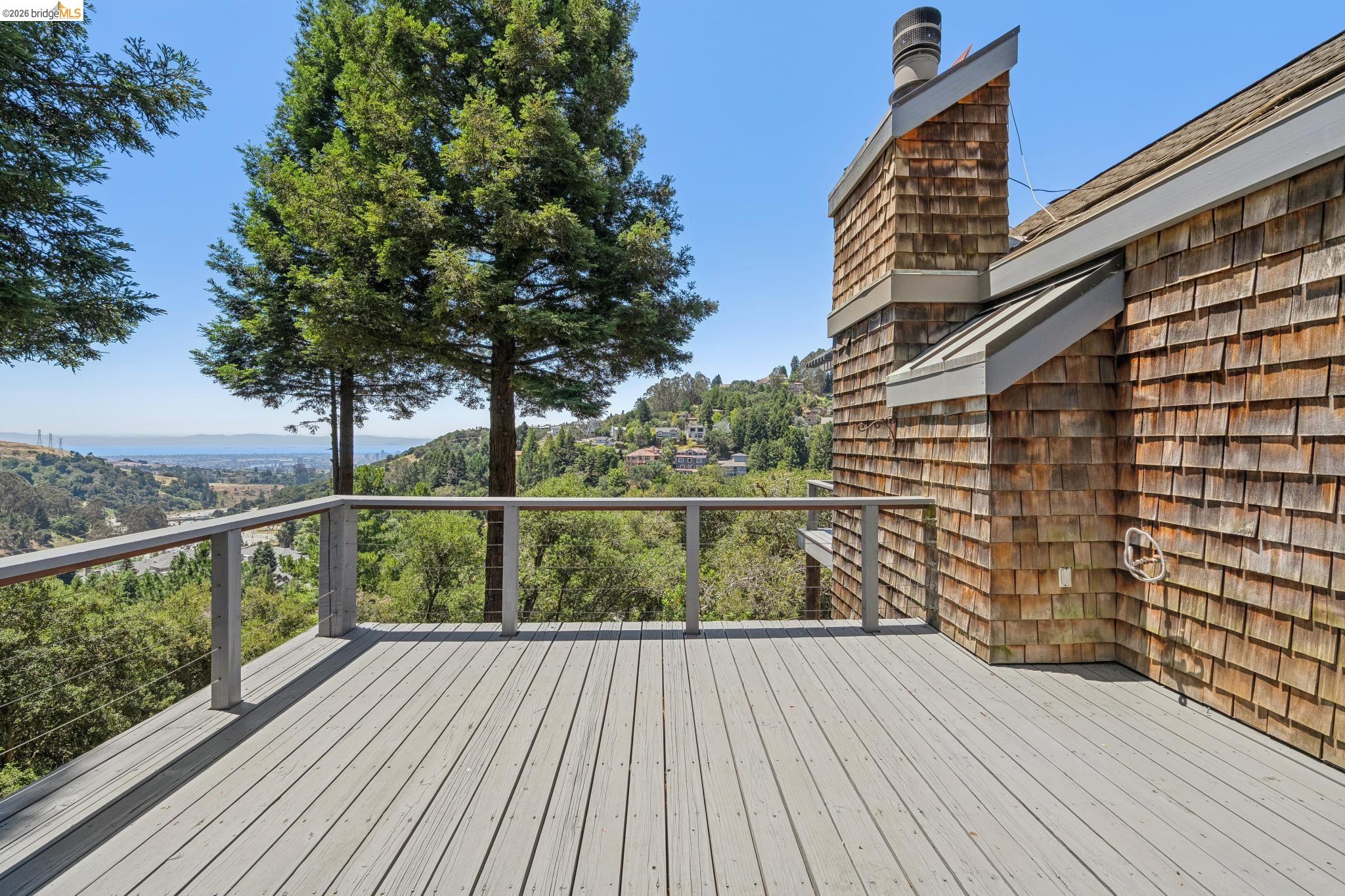 2223 Tunnel Road Oakland, CA 94611 - Photo 22 of 61
