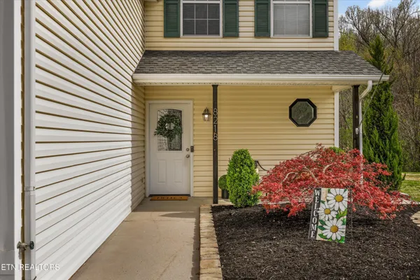 $389,900 | 8218 Jack Russell Court, Powell, TN 37849