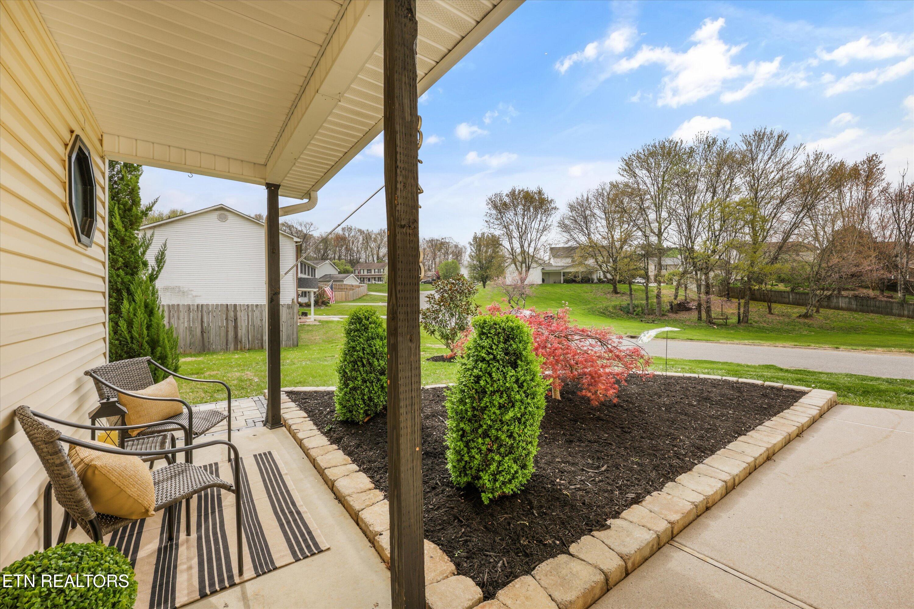8218 Jack Russell Court Powell, TN 37849 - Photo 5 of 38 Front Porch