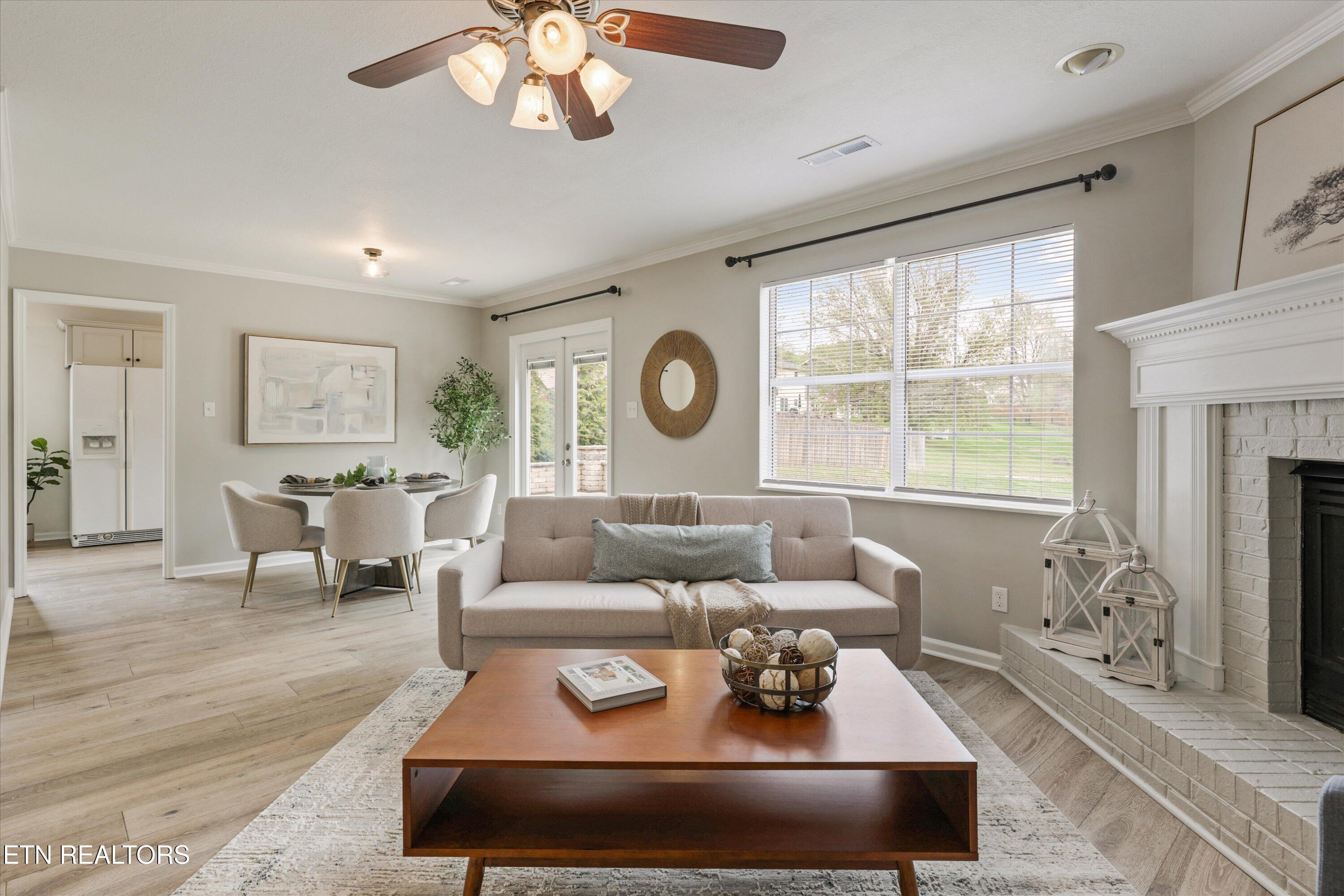 8218 Jack Russell Court Powell, TN 37849 - Photo 8 of 38 Living Room