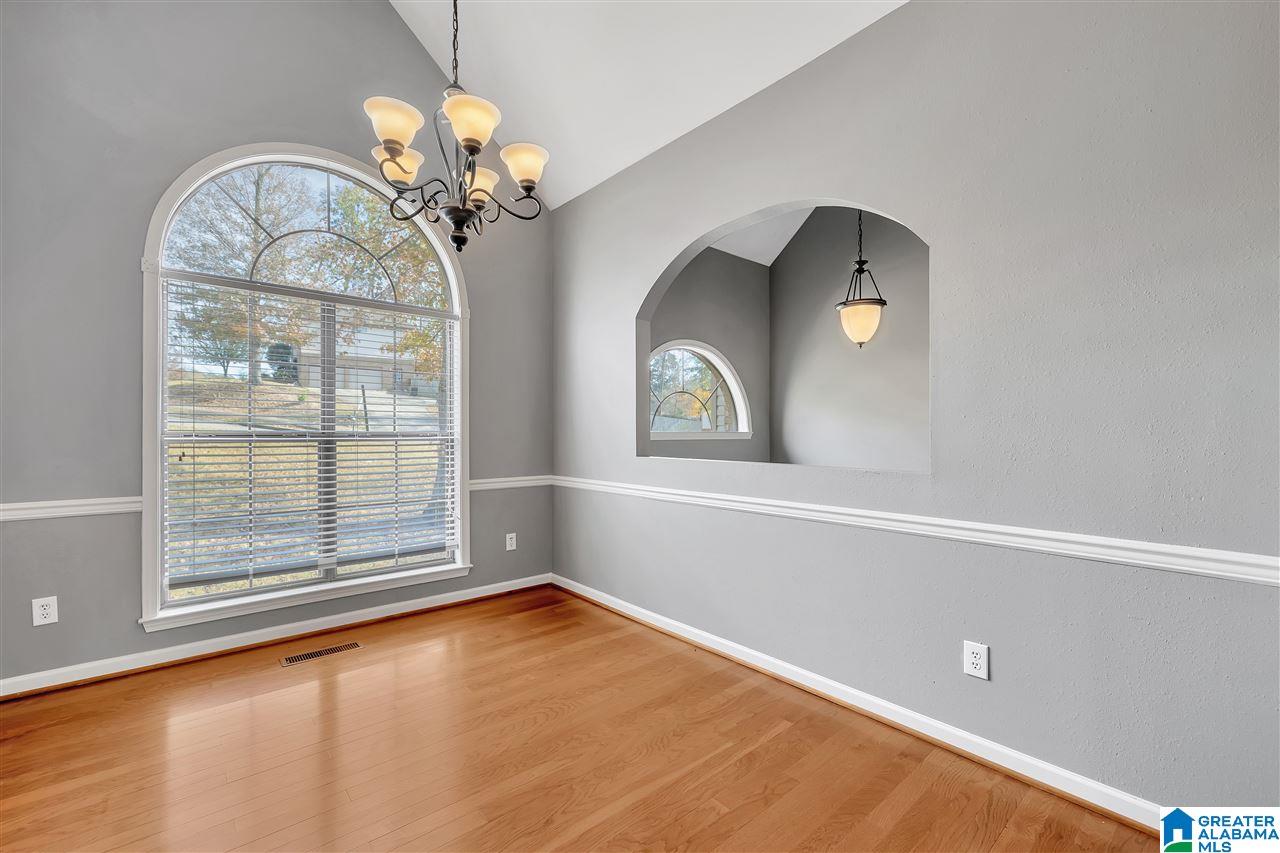 176 Chinaberry Lane Alabaster, AL 35114 - Photo 2 of 19